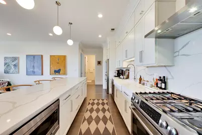 5748 N Hermitage Avenue #411, Chicago, IL 60660 - Photo 16