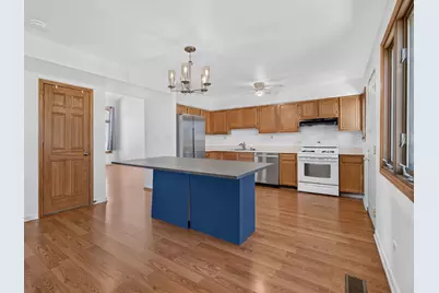 574 W Oak Street, Coal City, IL 60416 - Photo 12