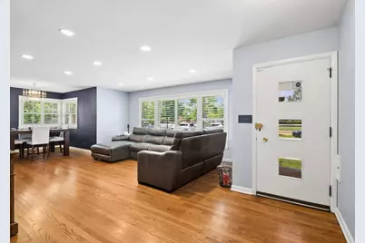 6755 N Washtenaw Avenue, Chicago, IL 60645 - Photo 6