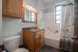 5333 S Ellis Ave, Chicago, IL 60615 - Photo 8