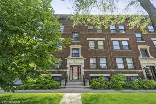 5333 S Ellis Ave, Chicago, IL 60615 - Photo 1