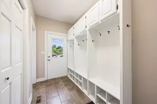 10741 Chaucer Dr, Willow Springs, IL 60480 - Photo 16
