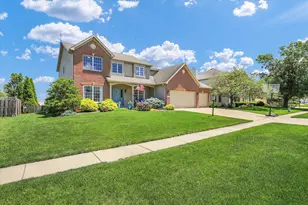 2106 Crossgate Ct, Champaign, IL 61822 - Photo 2