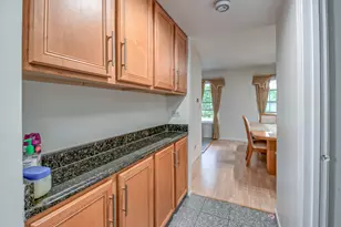 1094 Oak Wood Dr, Carol Stream, IL 60188 - Photo 12