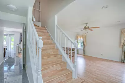 1094 Oak Wood Drive, Carol Stream, IL 60188 - Photo 4