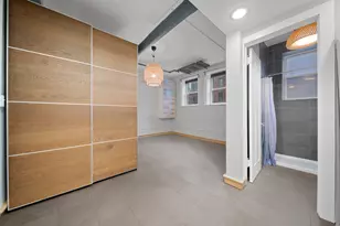 604 W Addison St, Chicago, IL 60613 - Photo 8