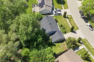 123 Edgewood Dr, Streamwood, IL 60107 - Photo 28