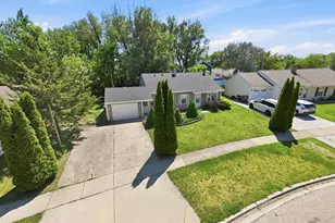 123 Edgewood Dr, Streamwood, IL 60107 - Photo 26