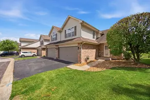 11139 Ravengate Ct, Orland Park, IL 60467 - Photo 2