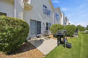 11139 Ravengate Ct, Orland Park, IL 60467 - Photo 4