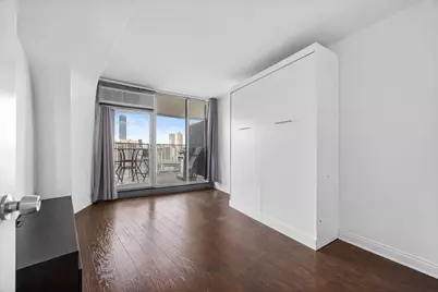 300 N State Street #5618, Chicago, IL 60654 - Photo 14