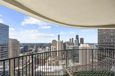 300 N State Street #5618, Chicago, IL 60654 - Photo 20