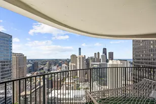300 N State St, Chicago, IL 60654 - Photo 20