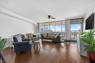 300 N State Street #5618, Chicago, IL 60654 - Photo 12