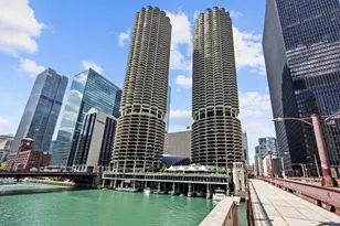 300 N State St, Chicago, IL 60654 - Photo 2