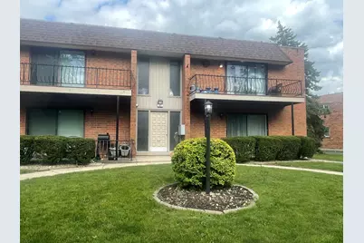 623 N Carroll Parkway #101, Glenwood, IL 60425 - Photo 1