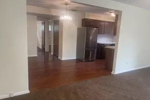 623 N Carroll Pkwy, Glenwood, IL 60425 - Photo 10