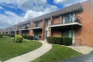 623 N Carroll Pkwy, Glenwood, IL 60425 - Photo 2