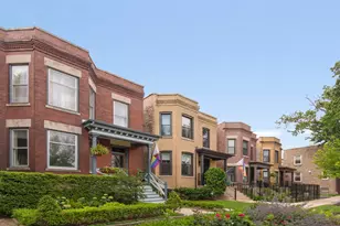 1959 W Balmoral Ave, Chicago, IL 60640 - Photo 2
