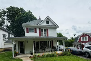 716 S Jackson St, Mount Carroll, IL 61053 - Photo 1