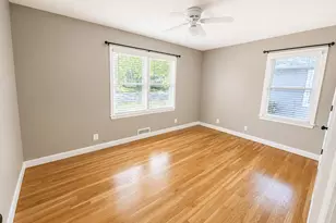 1003 McGregor St, Bloomington, IL 61701 - Photo 12