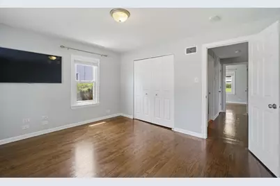 1522 N Hillside Avenue, Berkeley, IL 60163 - Photo 14