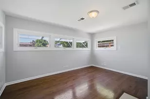 1522 N Hillside Ave, Berkeley, IL 60163 - Photo 18