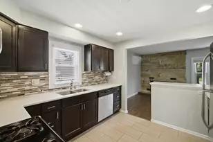1522 N Hillside Ave, Berkeley, IL 60163 - Photo 10