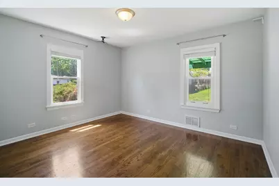 1522 N Hillside Avenue, Berkeley, IL 60163 - Photo 16