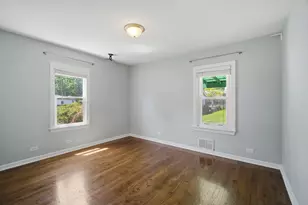 1522 N Hillside Ave, Berkeley, IL 60163 - Photo 16