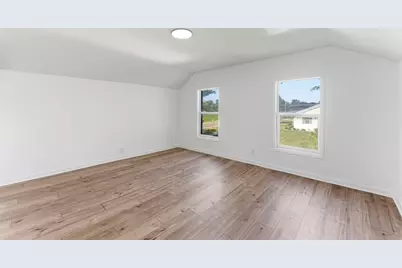 390 N East Avenue N, Amboy, IL 61310 - Photo 6