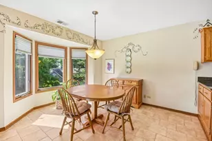 2545 Harbor Dr, Joliet, IL 60431 - Photo 10
