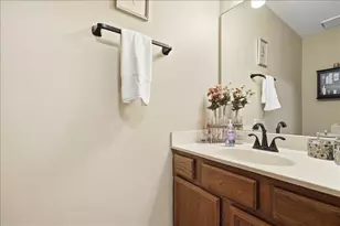 7638 Mendocino Dr, Gurnee, IL 60031 - Photo 18