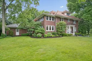 1141 Sheridan Rd, Wilmette, IL 60091 - Photo 2