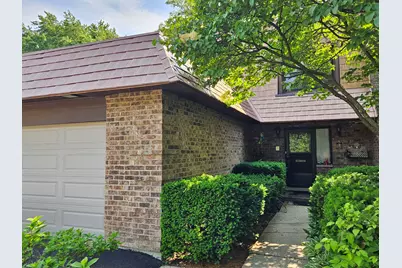 3912 Dundee Road, Northbrook, IL 60062 - Photo 2
