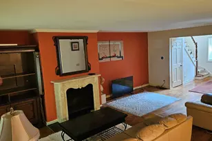 3912 Dundee Rd, Northbrook, IL 60062 - Photo 8