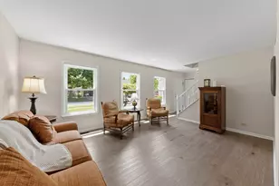 3020 Middlebury Ct, Aurora, IL 60504 - Photo 4