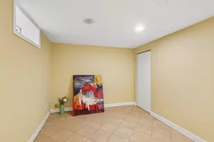 2654 W Catalpa Ave, Chicago, IL 60625 - Photo 32