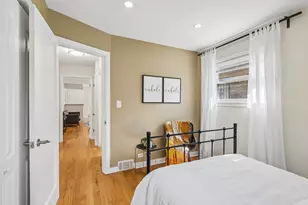 2654 W Catalpa Ave, Chicago, IL 60625 - Photo 22