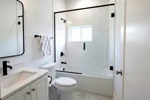 3107 N Harding Ave, Chicago, IL 60618 - Photo 10