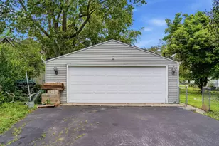 603 S 2nd St, Oregon, IL 61061 - Photo 2