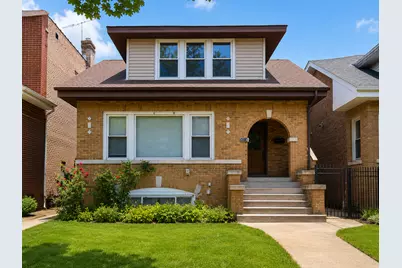 4518 N Kasson Avenue, Chicago, IL 60630 - Photo 1