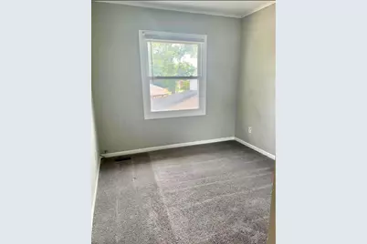 390 W Indian Trail, Aurora, IL 60506 - Photo 14