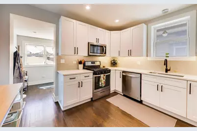 2934 N 77th Court, Elmwood Park, IL 60707 - Photo 4