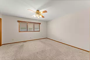 10851 Minnesota Ct, Orland Park, IL 60467 - Photo 12