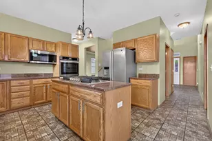 1913 Windstone Dr, Plainfield, IL 60586 - Photo 12