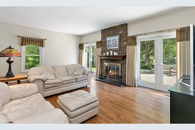 221 Hillwick Lane, Schaumburg, IL 60193 - Photo 12