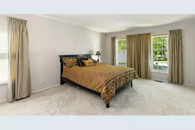 221 Hillwick Lane, Schaumburg, IL 60193 - Photo 16