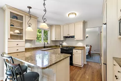 221 Hillwick Lane, Schaumburg, IL 60193 - Photo 10