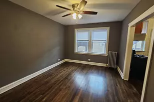 6551 N Francisco Ave, Chicago, IL 60645 - Photo 8